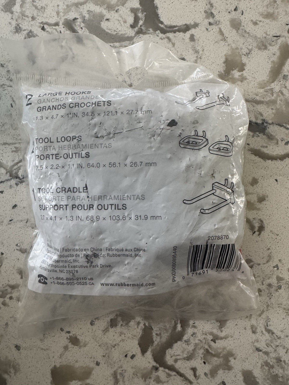 New In Package Rubbermaid FastTrack Garage Accessory Hook 5 Piece Kit Nip