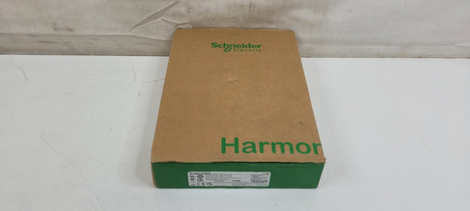 Schneider Electric RUMC22BD Universal Plug-In Relay 2CO 10A, 24VDC with LED LTB