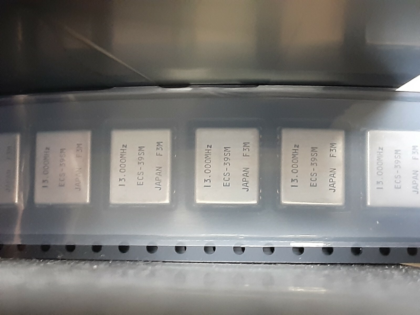 ECS VC-TXO-39SM-130-tr TCVCXO Crystal Oscillators 13.000 MHZ SMD 3V (Reel of 500