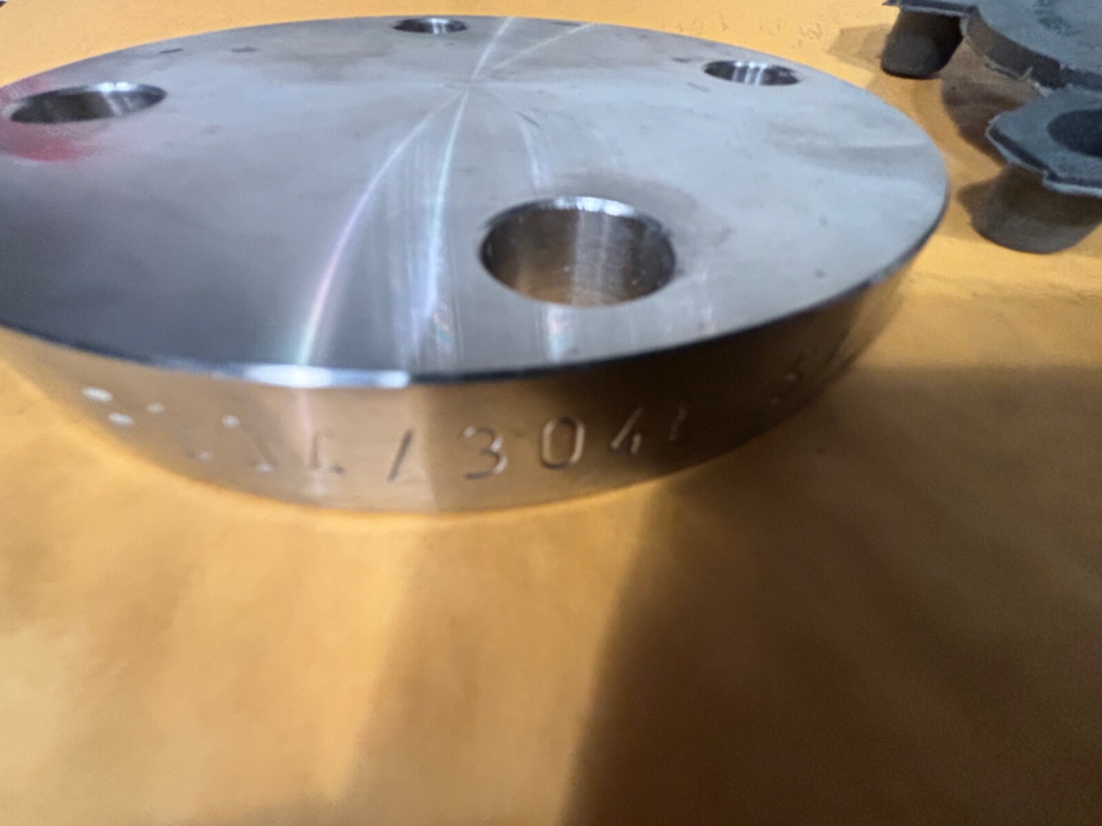 Blind Flange 1-1/2″ 150 Raised Face Stainless Steel t 304L SS A/SA182 B16.5