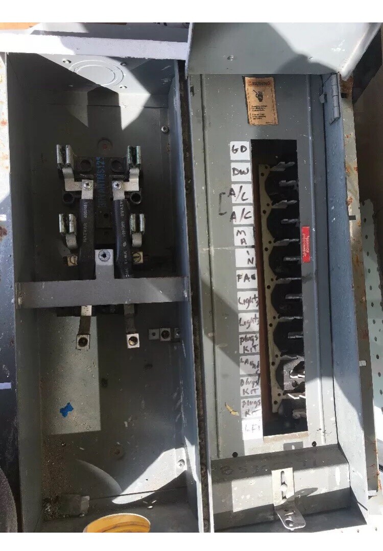 BRYANT DEAD FRONT COVER 125A MAX. 120/240V 12 SPC + 2 MAYN 14SPC RECONDITIONED