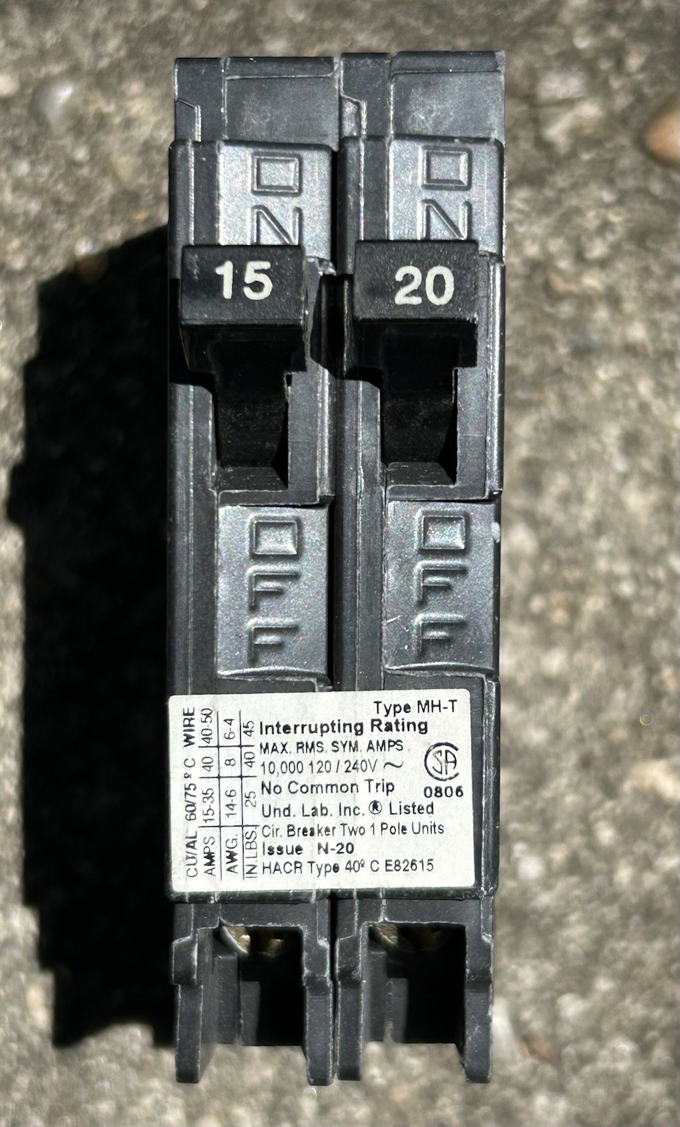 Murray MP1520 Twin Tandem 120V Single-Pole Circuit Breaker 15A 20A Never Used