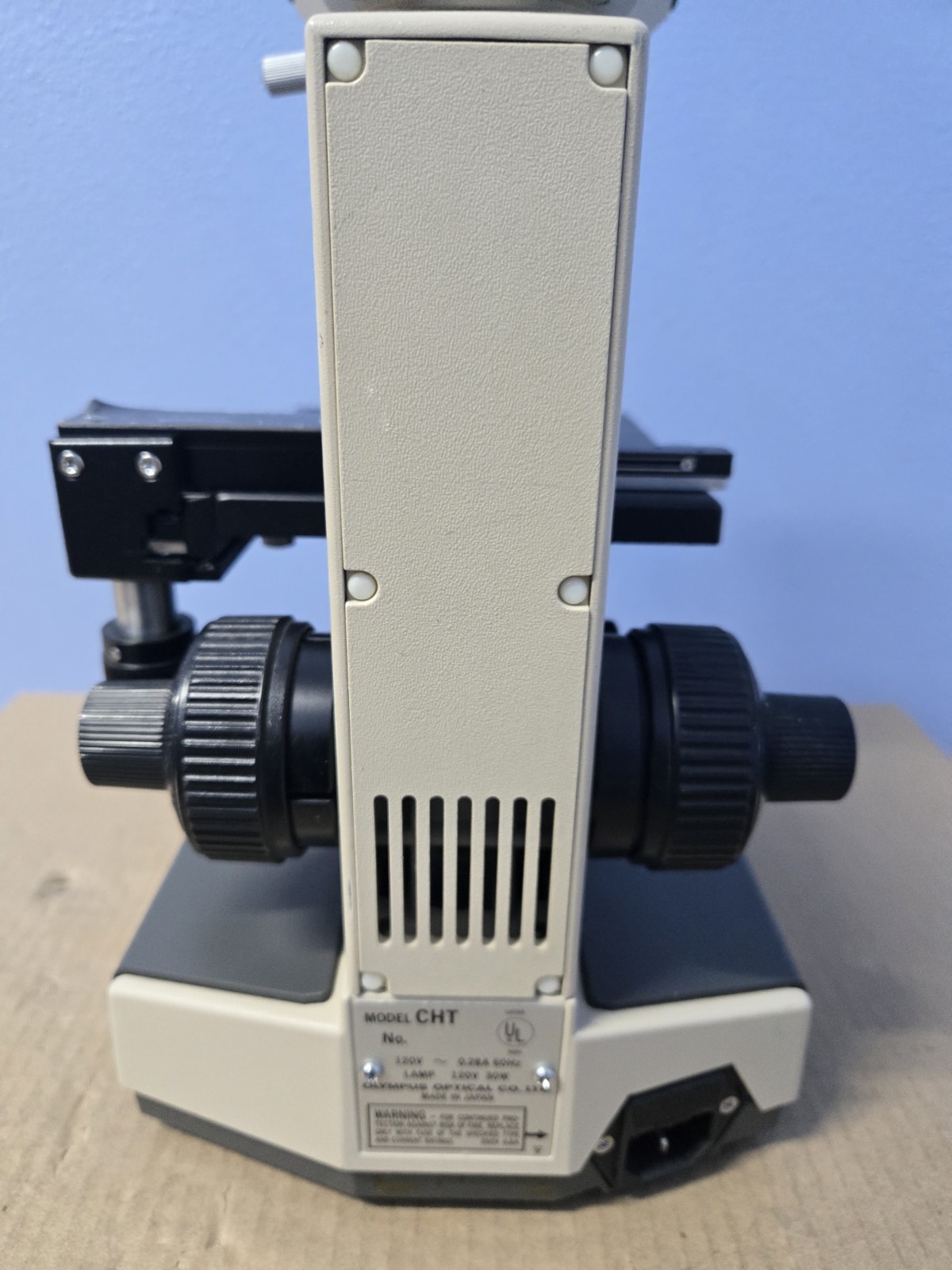Olympus CH-2, CHT Microscope with objectives 4 X 10X 40X 100X (007)