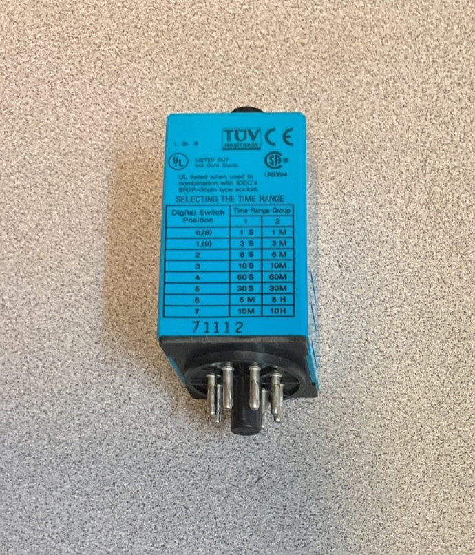 IDEC RTE-P11 Electronic Timer 120 VAC 0-1 sec