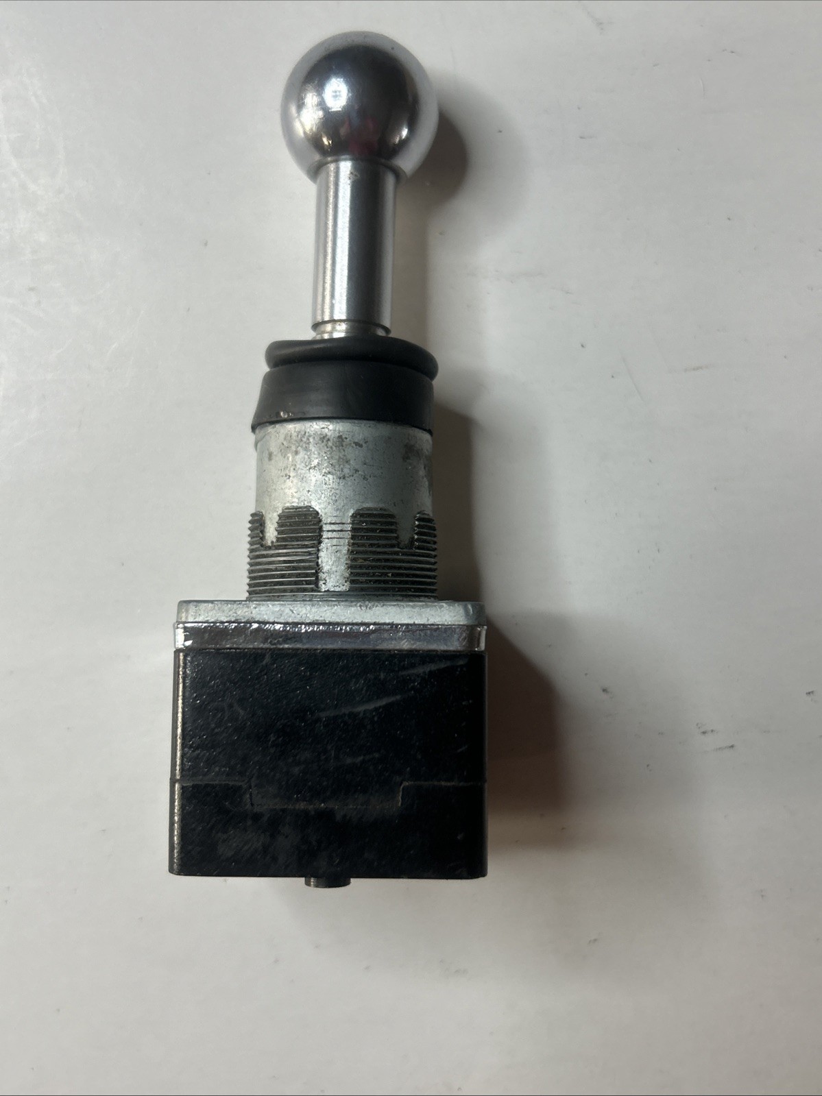 Square D 9001K35 Joystick Operator Type K35 C-65122-006 No Contact Blocks