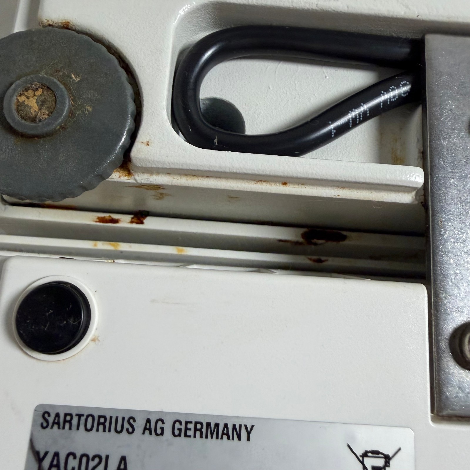 Sartorius LA12000S Beige Professional High-Capacity Top-Loading Precision Scale