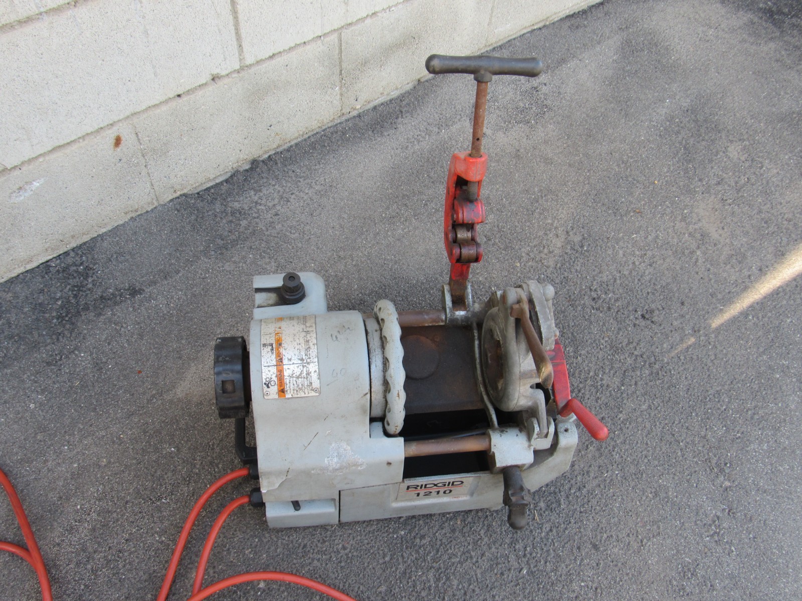 Ridgid 1210 Portable Pipe Threading Machine NPT Plumbing Repair Thread