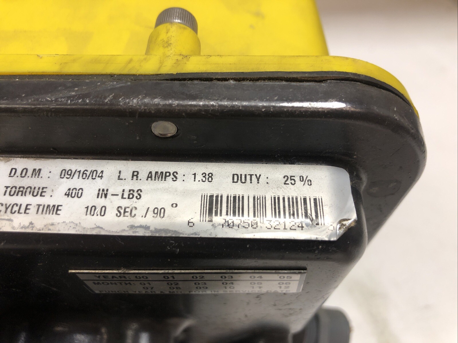 1 USED APOLLO ACTUATOR AE40010, 24VDC NEMA 4,TORQUE 400 IN-LBS, 1.38 AMPS