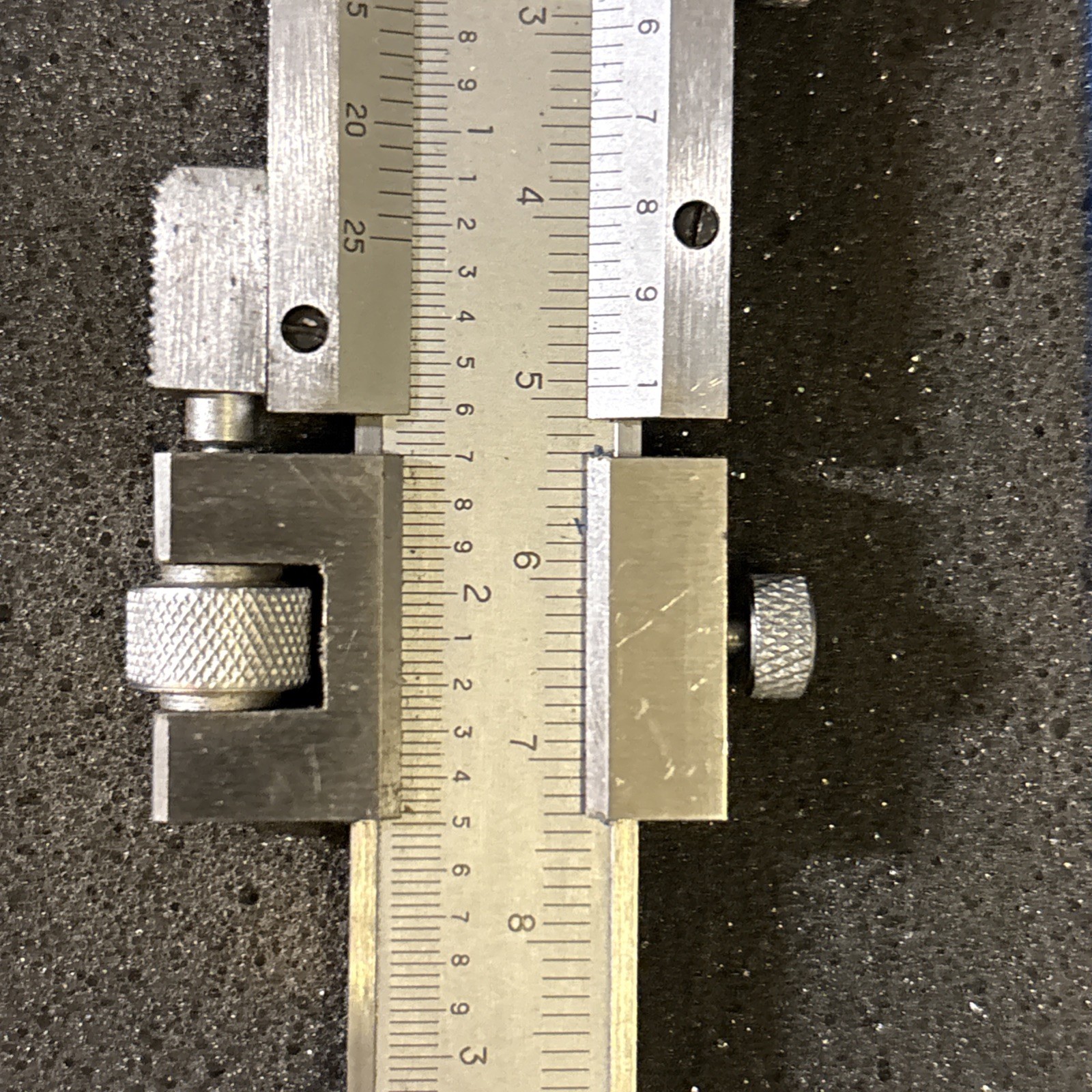 .001″/.02MM 10.25″ Fowler Vernier Caliper Graduation Stainless Hardened Steel