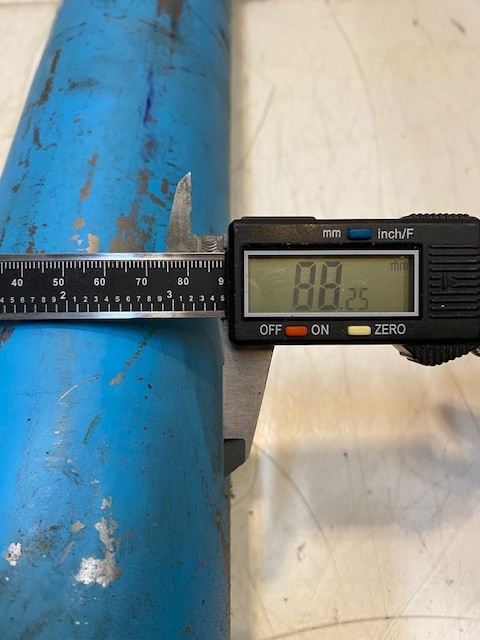 Hydraulic Cylinder 56272-B675 | 25mm Bore 31″ Long 88mm OD