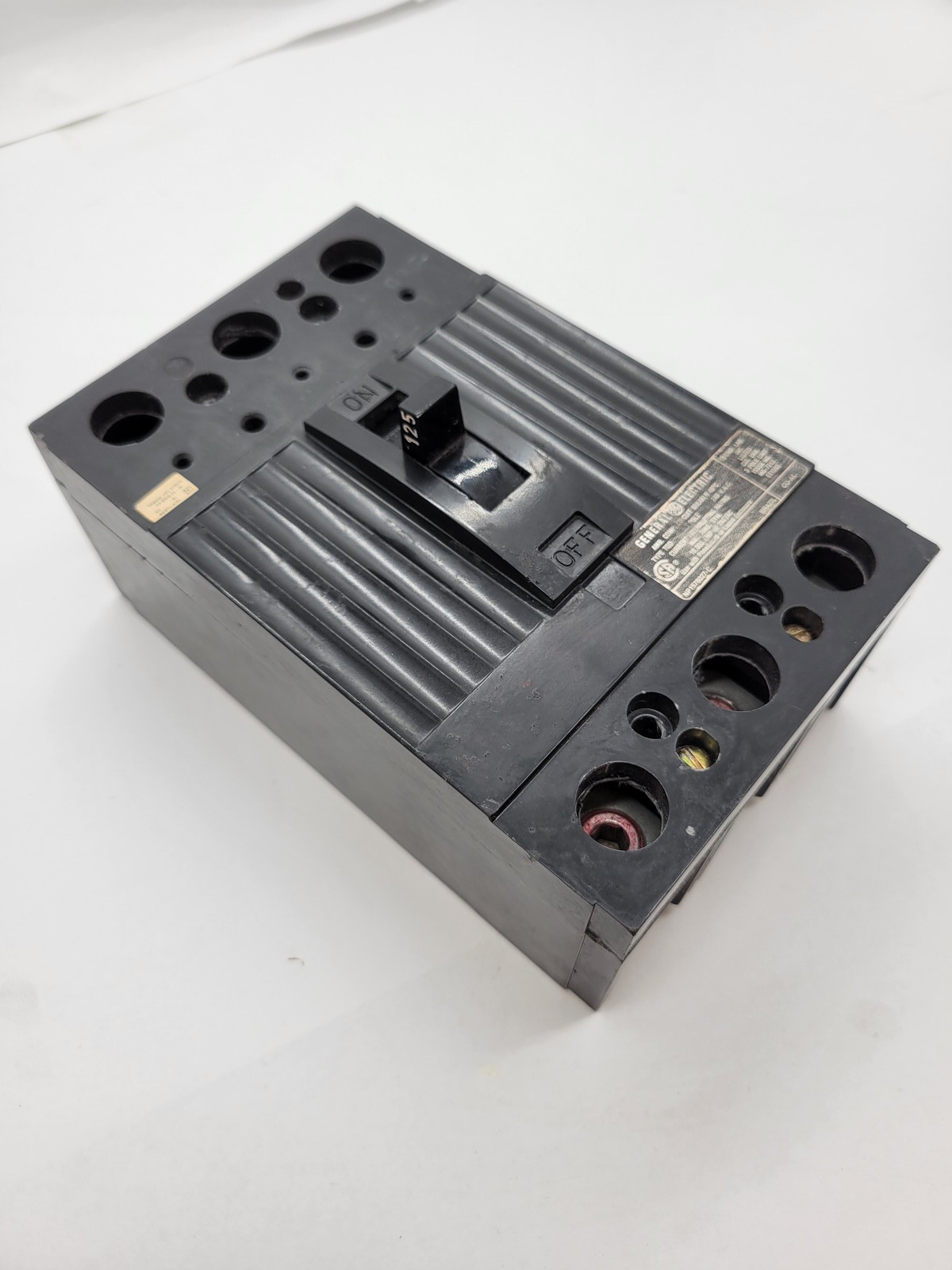 General Electric TQD32125WL Bolt-On Circuit Breaker 125A 3P 240V 10KA TQD