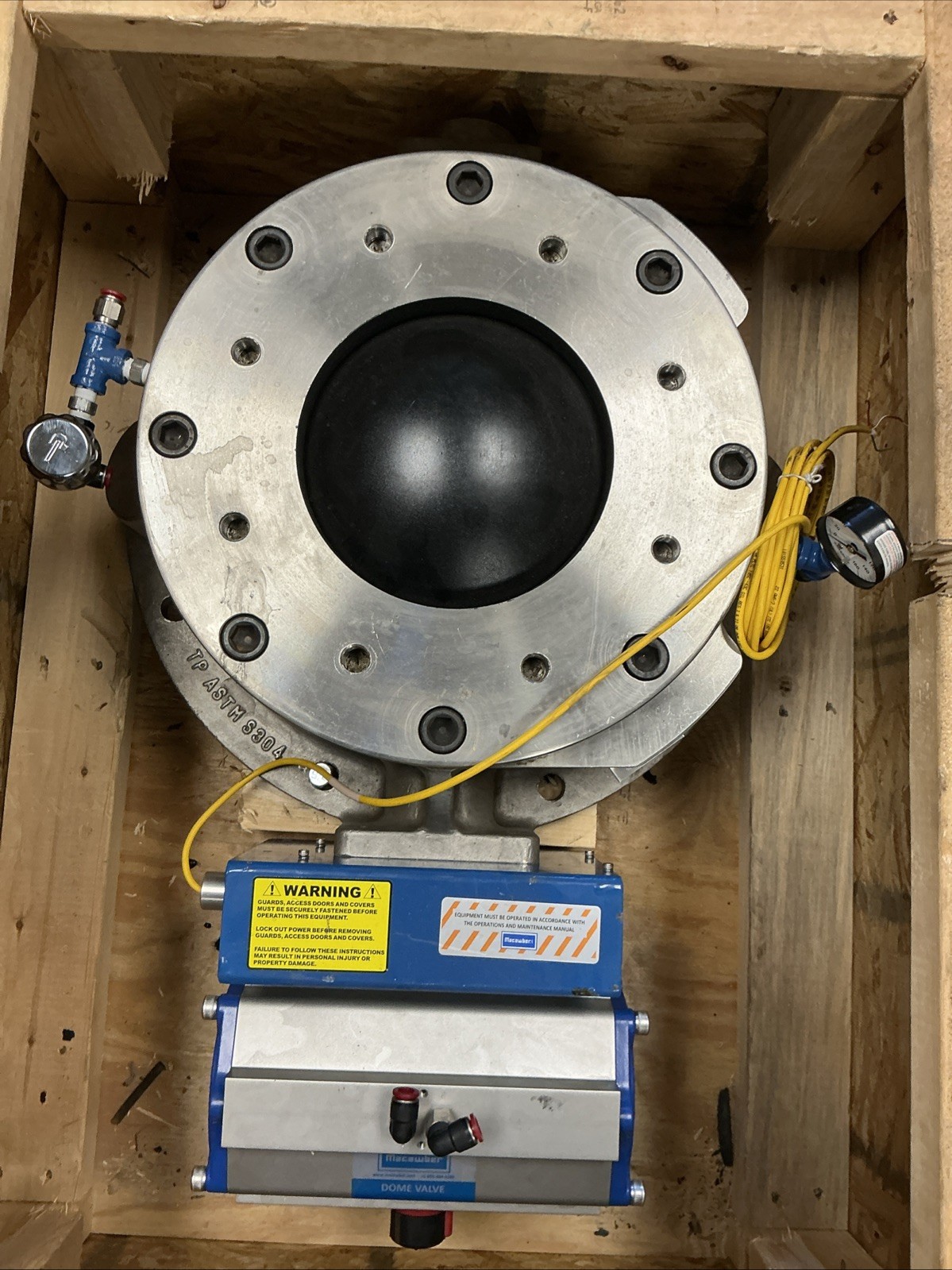 Macawber 10in Pneumatic Dome Valve w/ Mecair ACT500R Actuator ANSI 150 W-400S