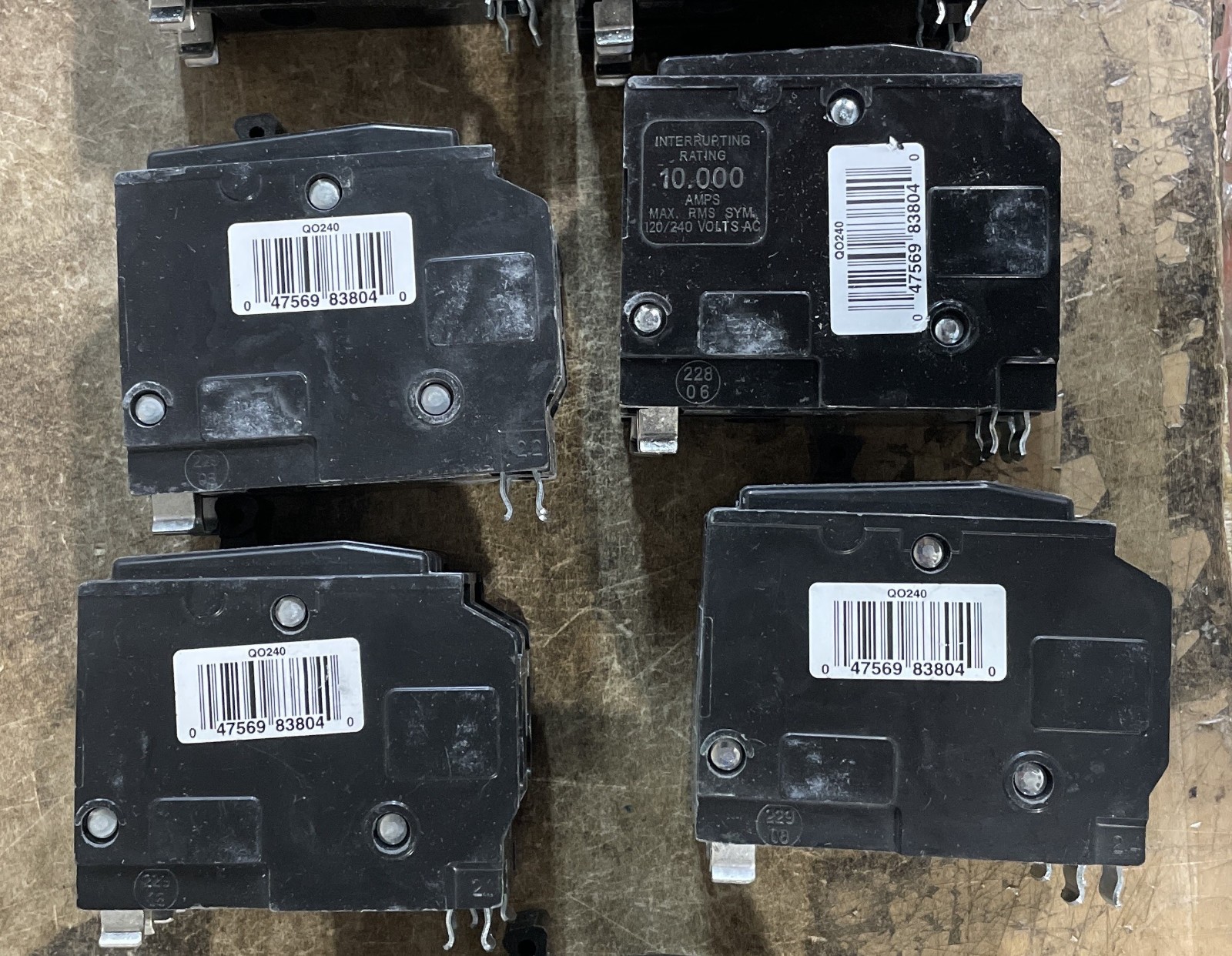 Square D QO240-OEM 2 Pole 40A 120/240V Mini Circuit Breaker QO240CP – Lot of 4