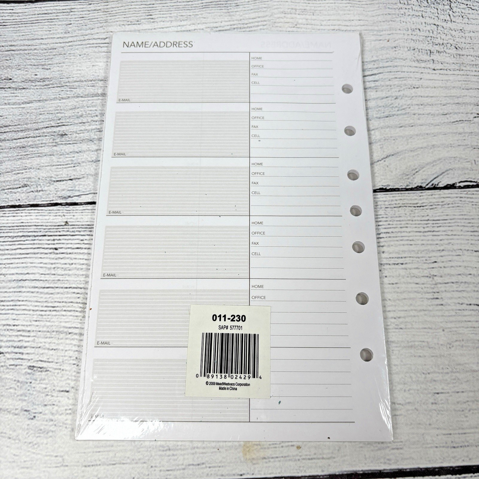 Day Runner Telephone/Address Pages Fits 3 & 7 Ring 5 1/2 x 8 1/2 30 pg Sz 4 New