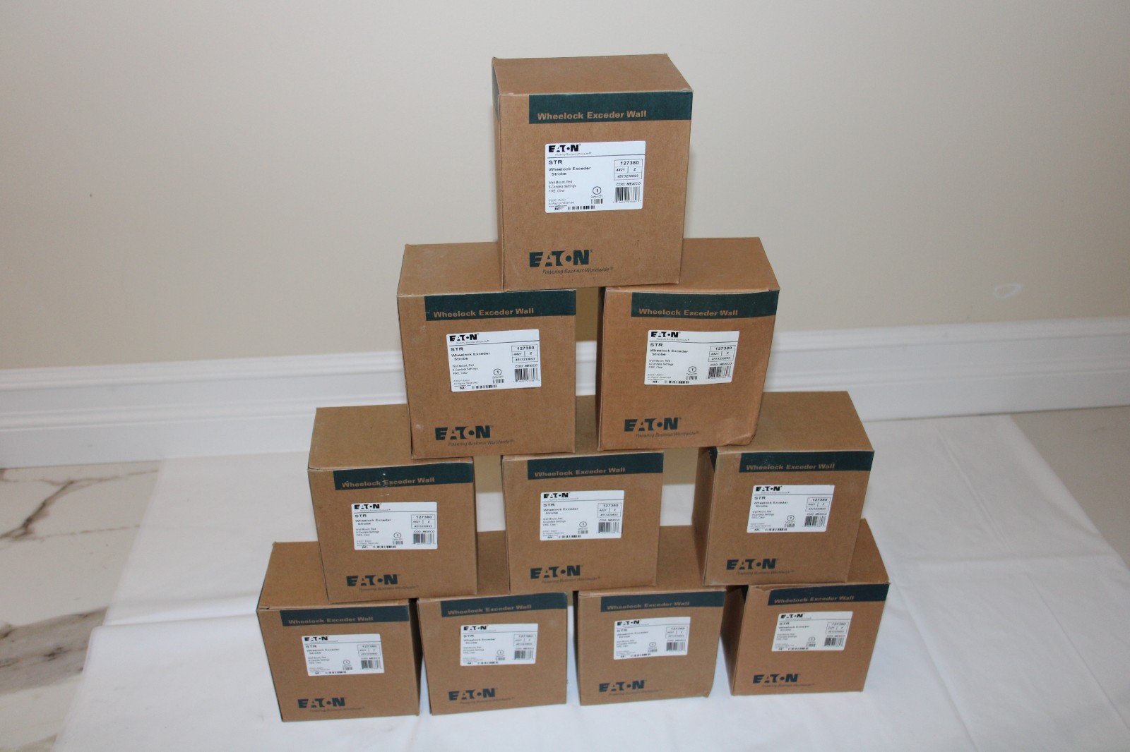 A LOT OF 10 EATON Wheelock STR Exceder Strobe 127380 «BRAND NEW»