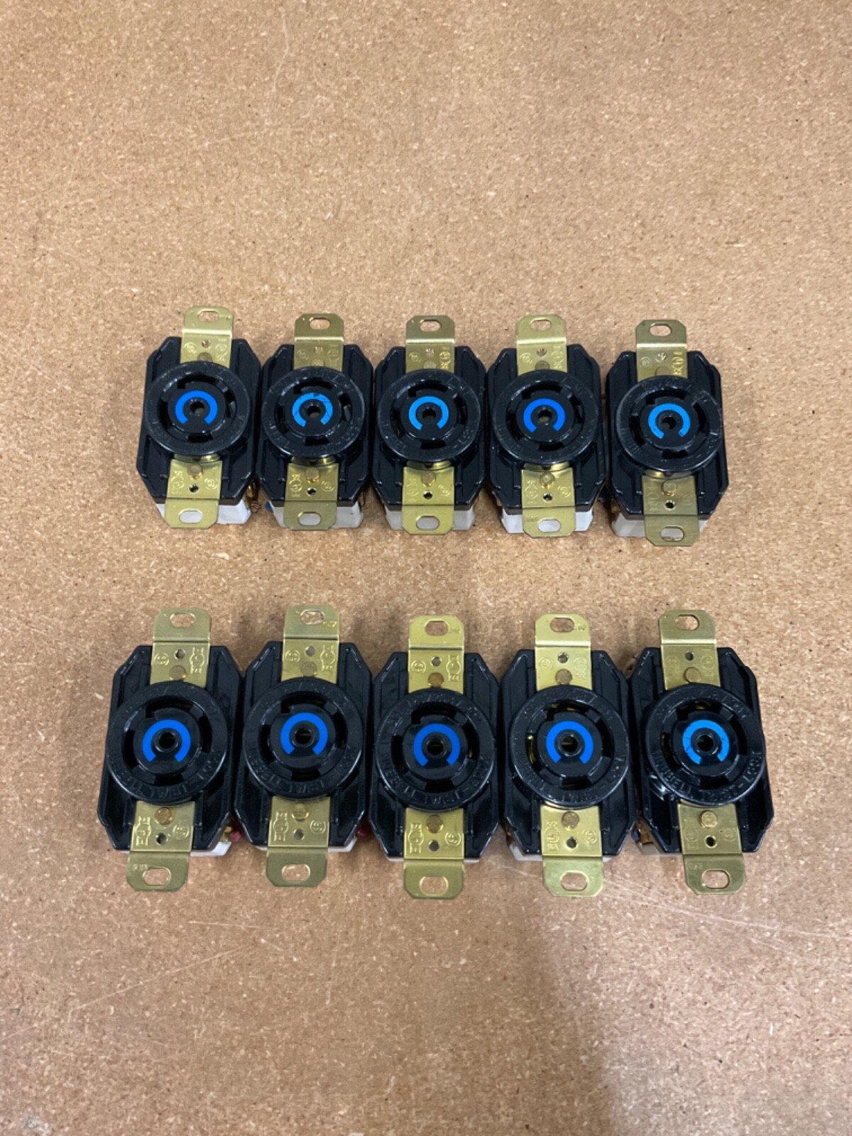 Lot of 10 Hubbell Twist-Lock Mounted Receptacle 30A.120/208V.30Y L21-30R HBL2810