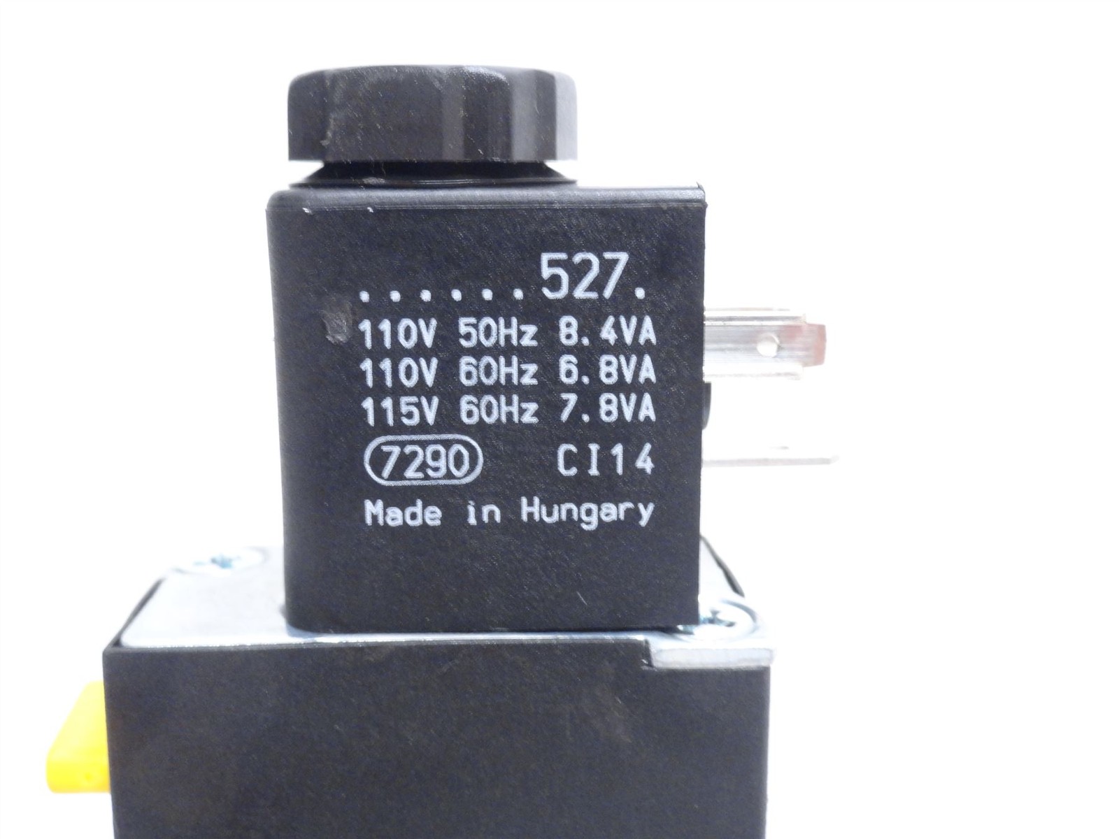 244858 Old-Stock; Aventics R412012711 Solenoid Valve 1/8NPT Port; Coil 115VAC
