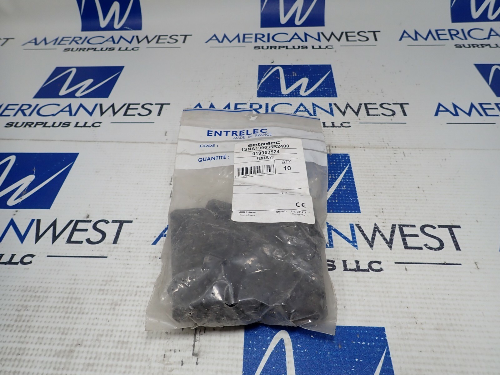 ENTRELEC FEM 13U 1SNA199635R2400 TERMINAL BLOCK END PLATE LOT 10