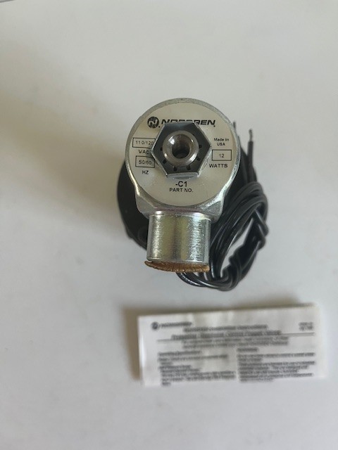 Norgren D1024B-C1 Poppet Solenoid Valve 3 Port 2 Position Normally Closed NEW