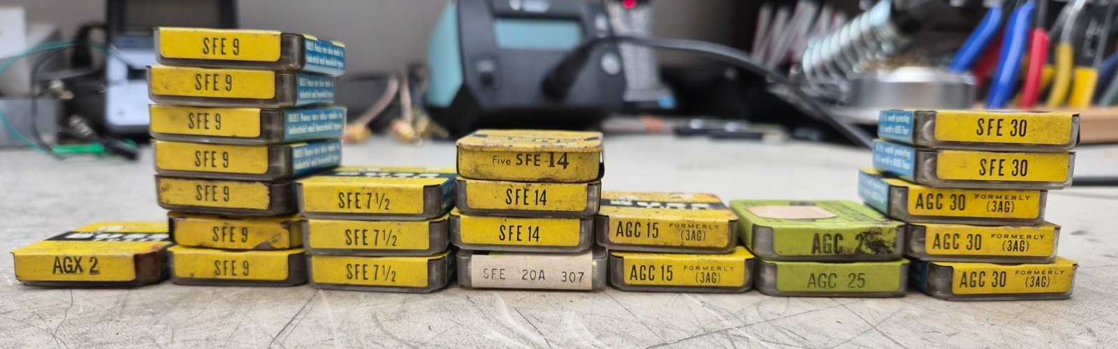 Lot of 24 Vintage BUSS Box tins with Fuses assorted sizes as shown