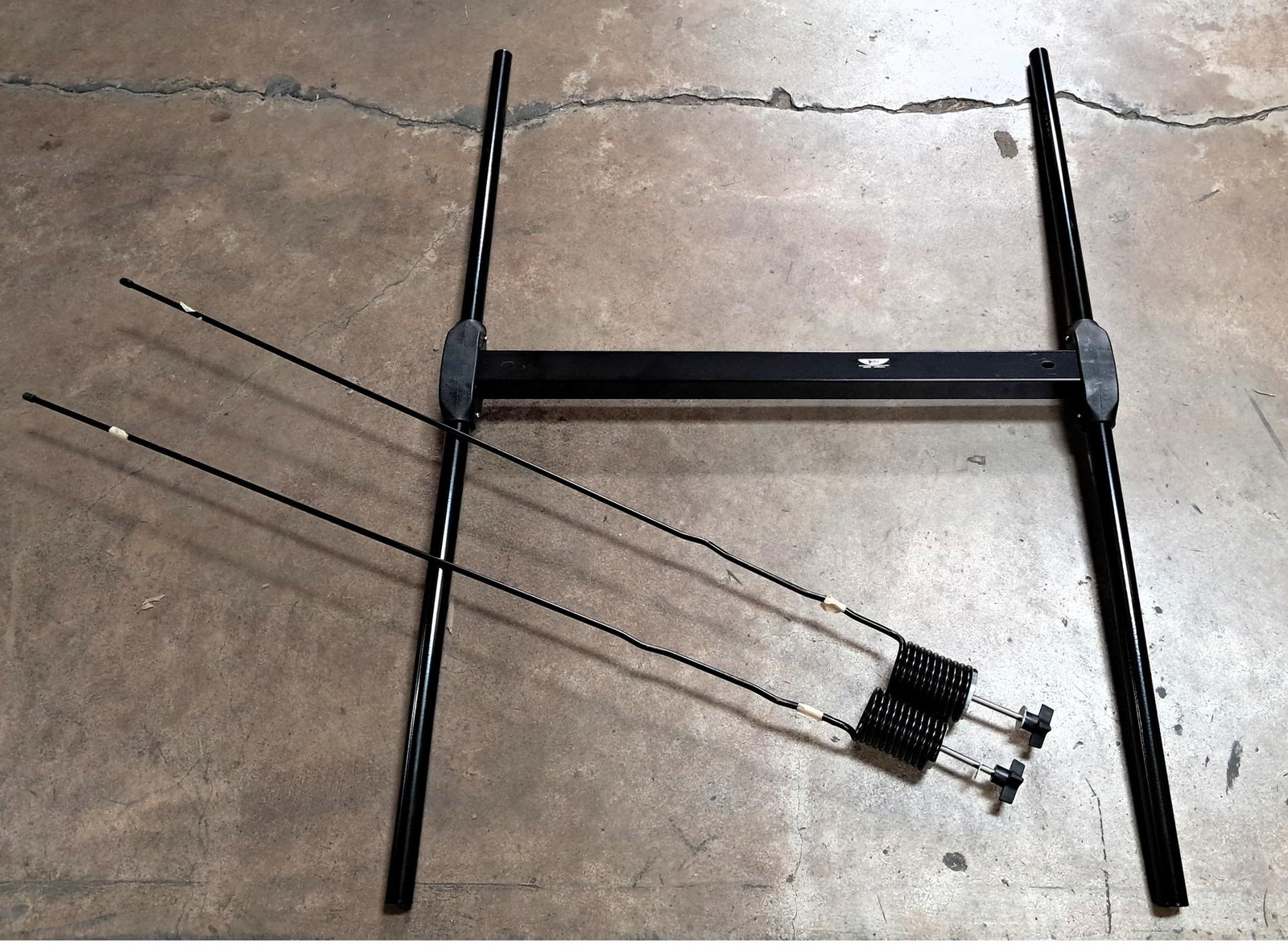 MDI Worldwide – 5005 FPA – Windmaster Curb Sign Stand – Tool Free Assembly
