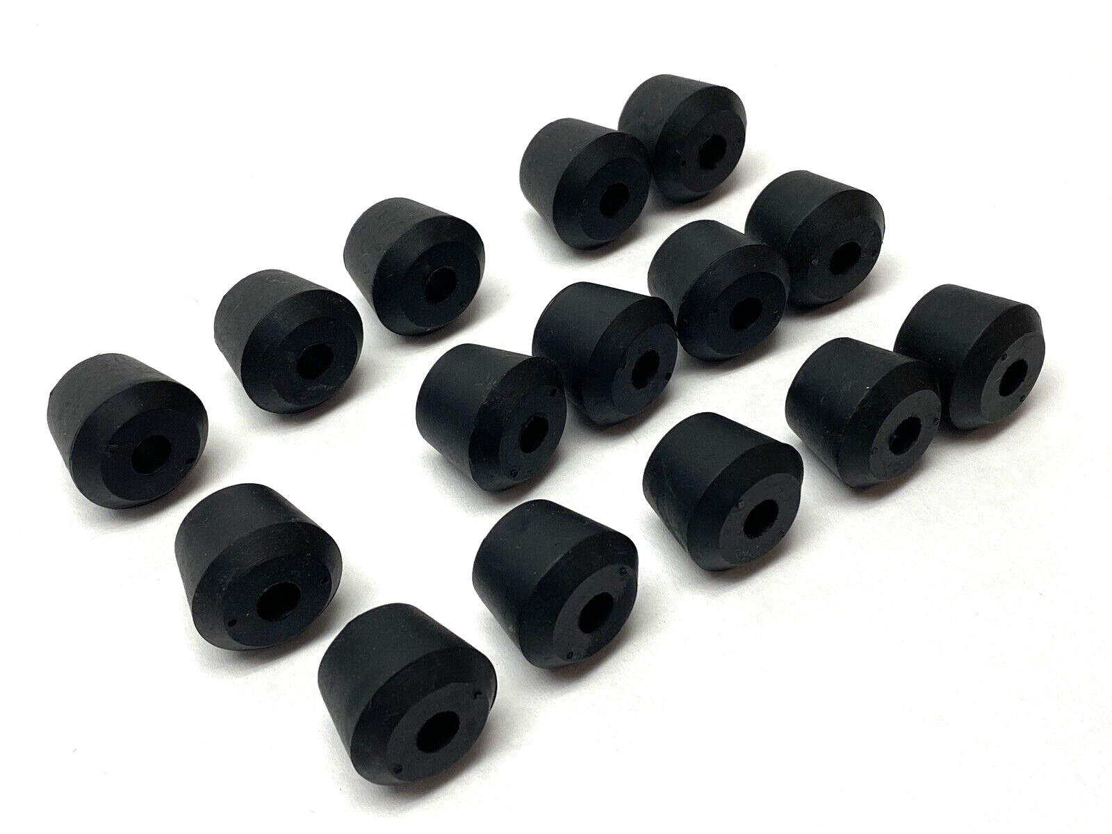 Remke SRB-104 Single Hole Round Cable Neoprene Bushing LOT OF 15