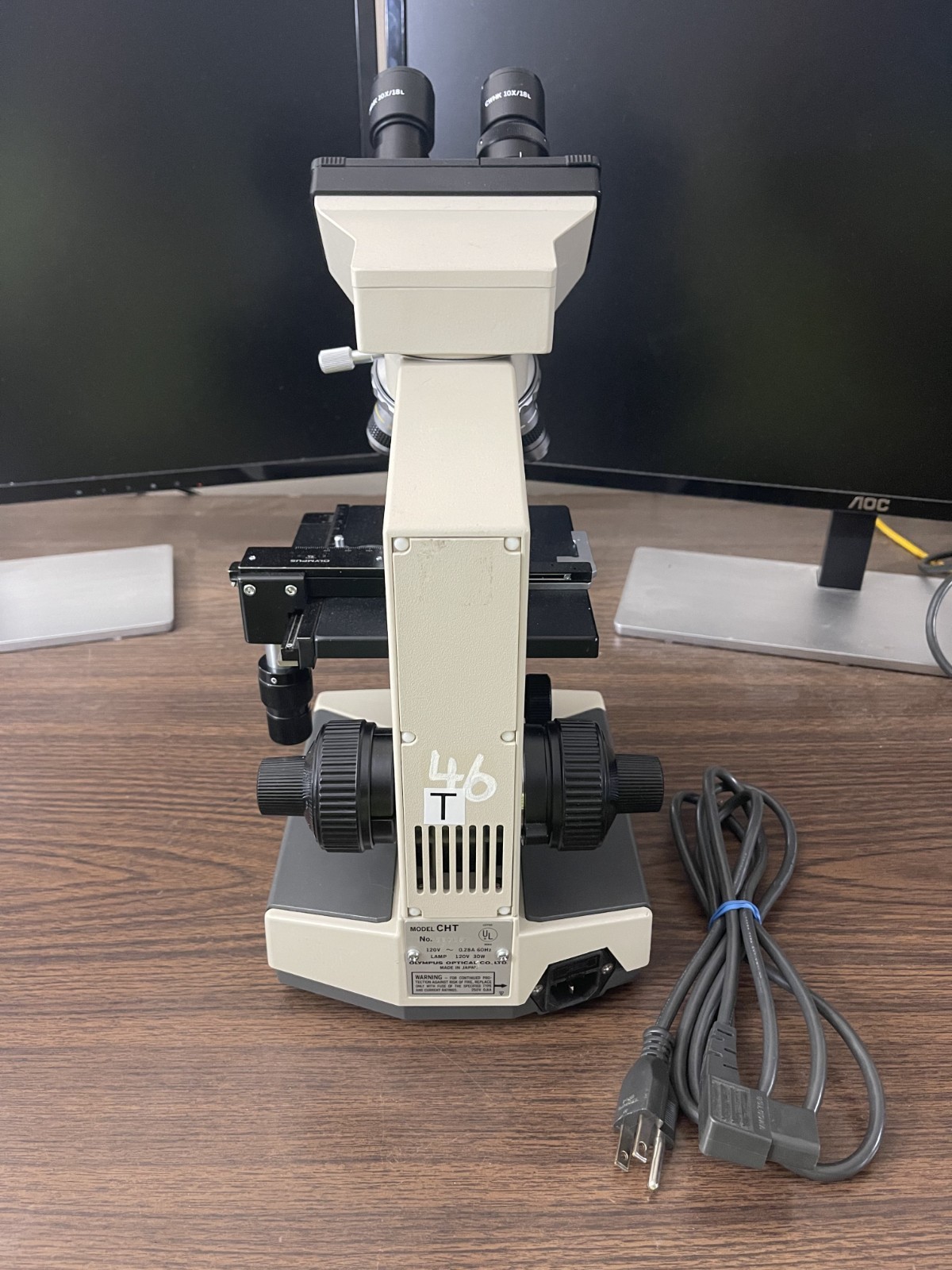 Olympus CH-2, CHT Microscope with objectives 4X 10X 40X 100X 10X/18L NEW BULB 03