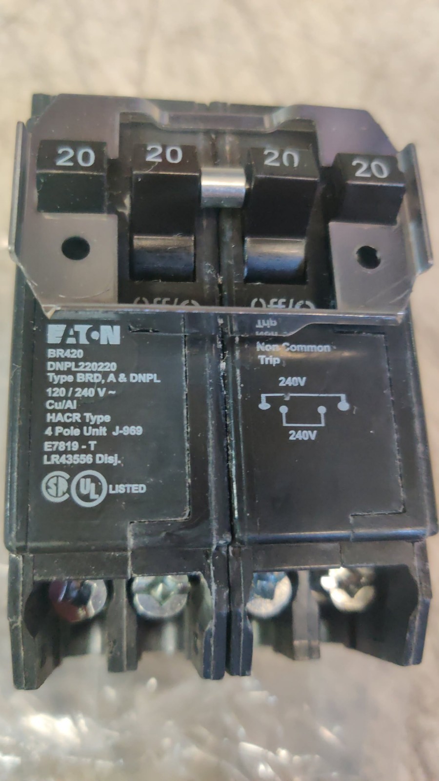 Eaton BR420 Plug-On Mount Type BR Circuit Breaker 4-Pole 20 Amp 120/240 Volt AC