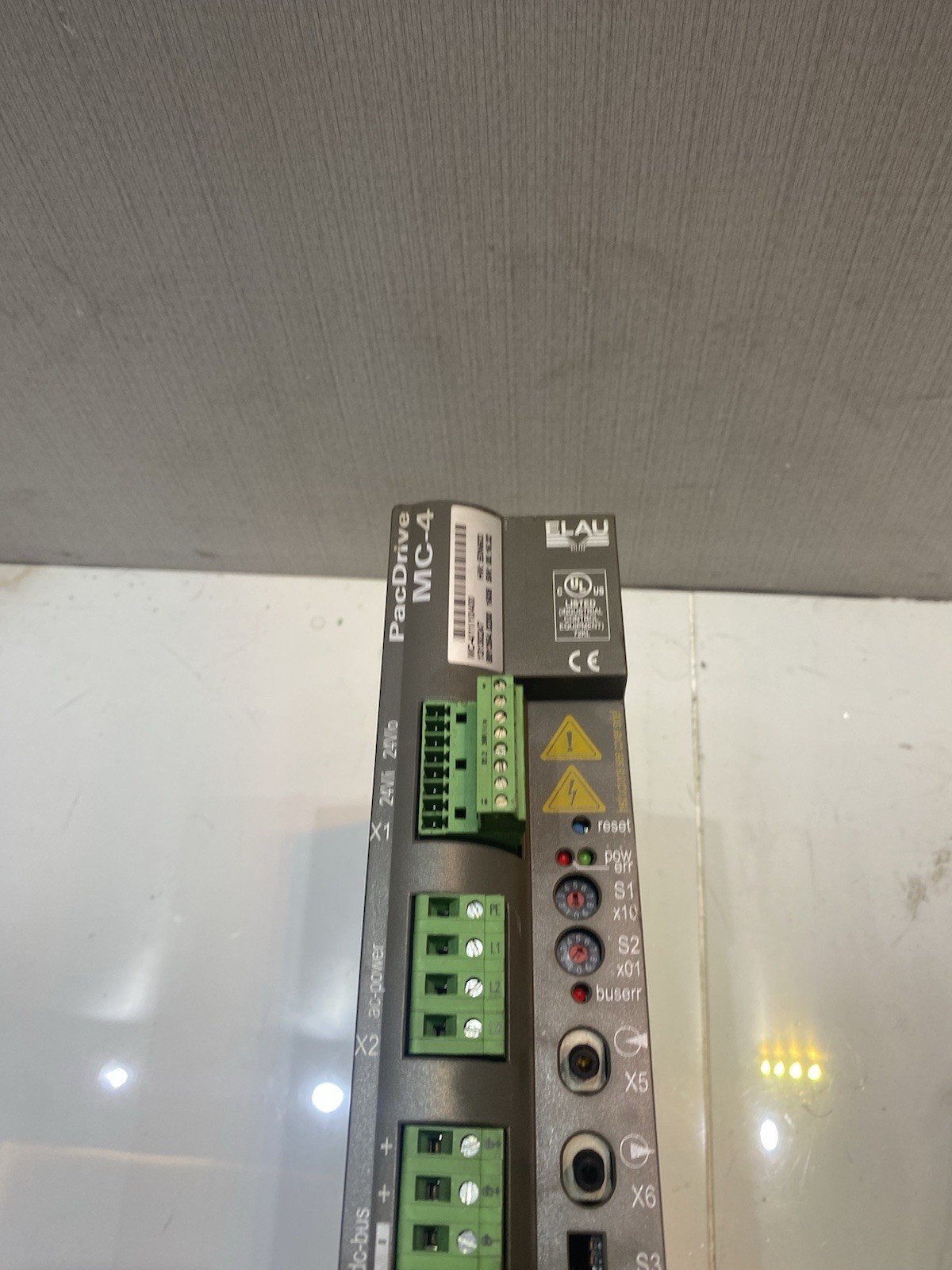 Schneider MC-4 PacDrive MC-4/11/10/400 , SW: 00.16.32