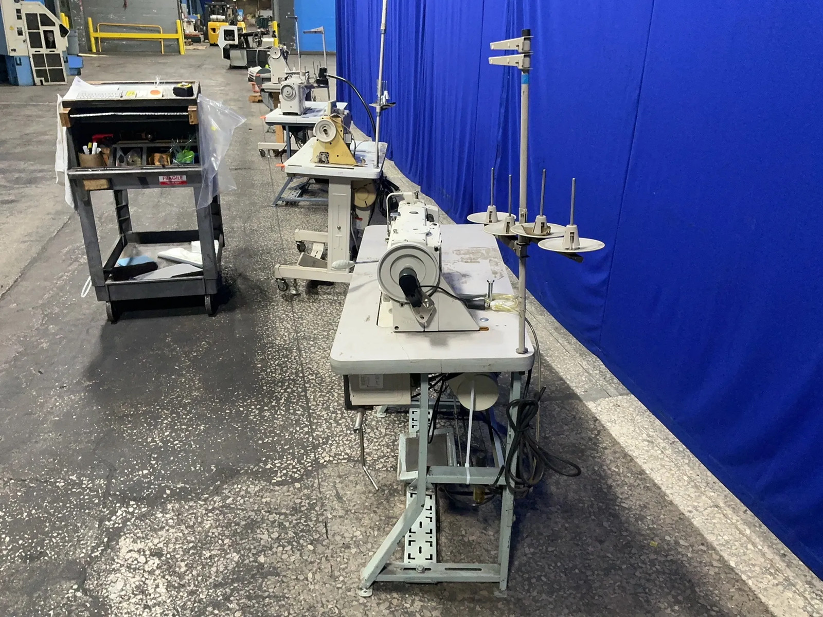JUKI SEWING MACHINE LU-1560N