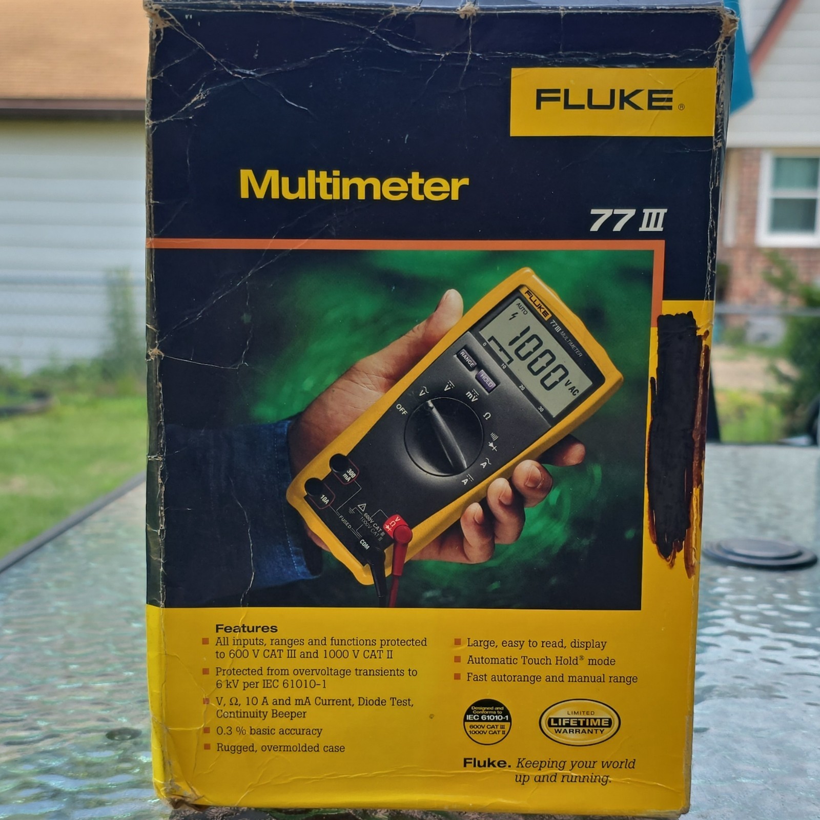 Fluke 77 III Handheld Digital Multimeter CAT III 1000V 6000 Count Data Hold