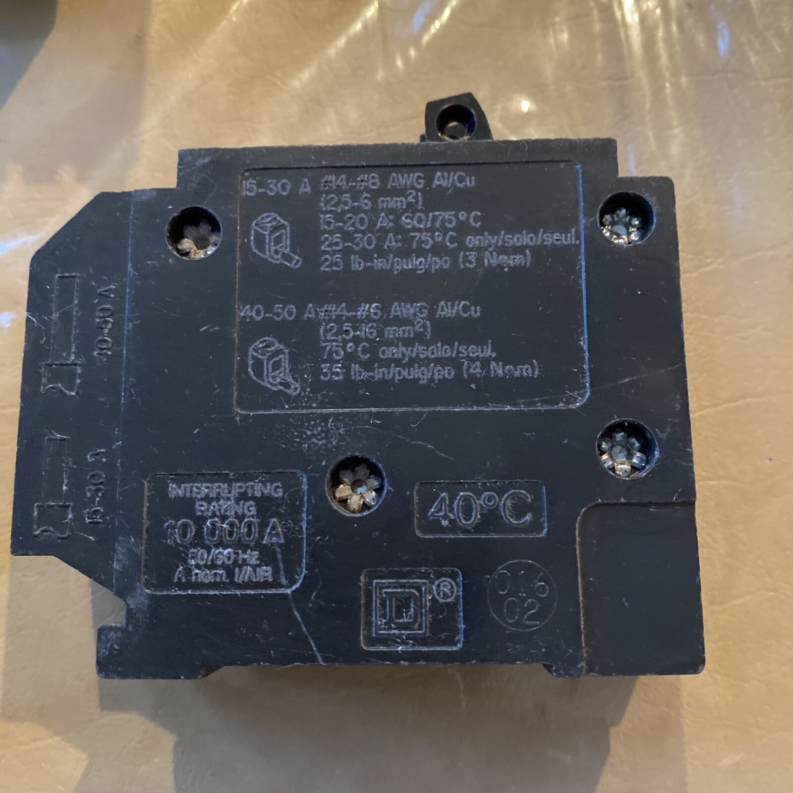 New Homeline HOMT2020 Two 1 Pole 20 Amp 120/240V Tandem Plug In Square D Breaker