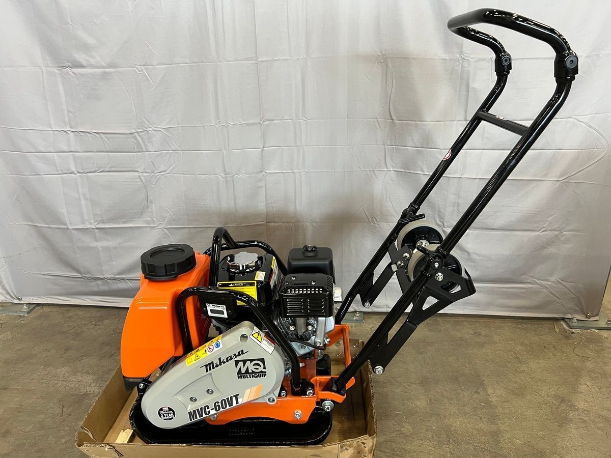 MIKASA MVC60VTHW 4.0 HP Forward Plate Ground Compactor 2,315 LBF 10.3 vpm*