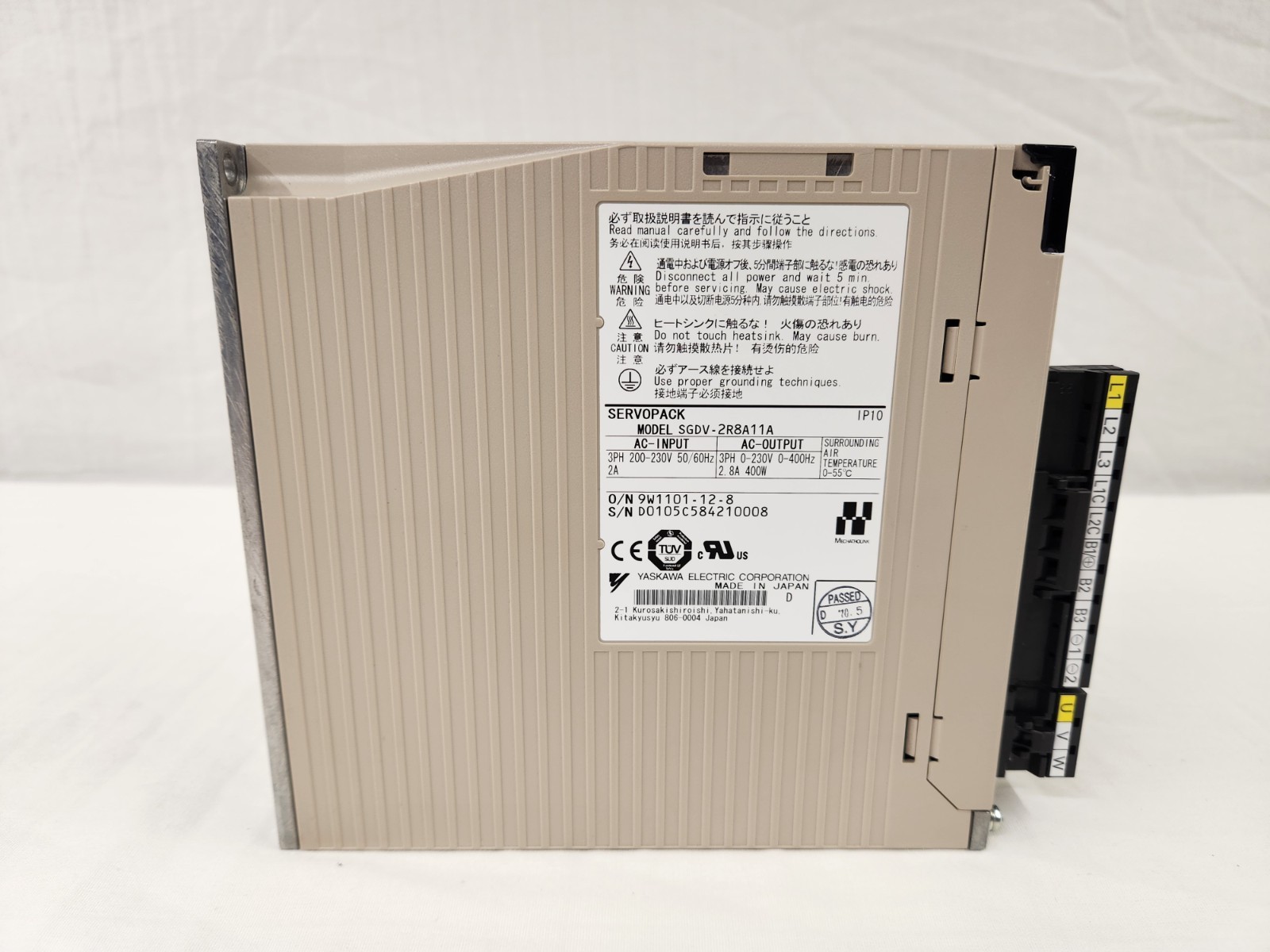 YASKAWA SGDV-2R8A11A SERVOPACK , Sigma V SERVO DRIVE, 200V Used