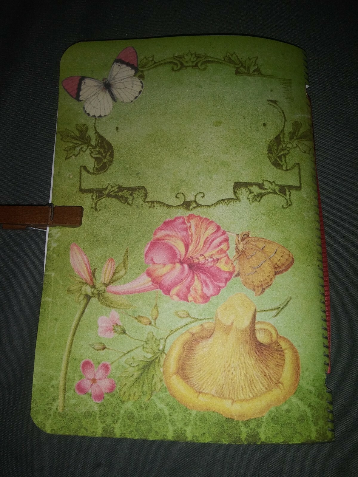 Small Blank Mini forest/fall Junk Journal 3 1/2 x 5 In. 20 vintage book pages