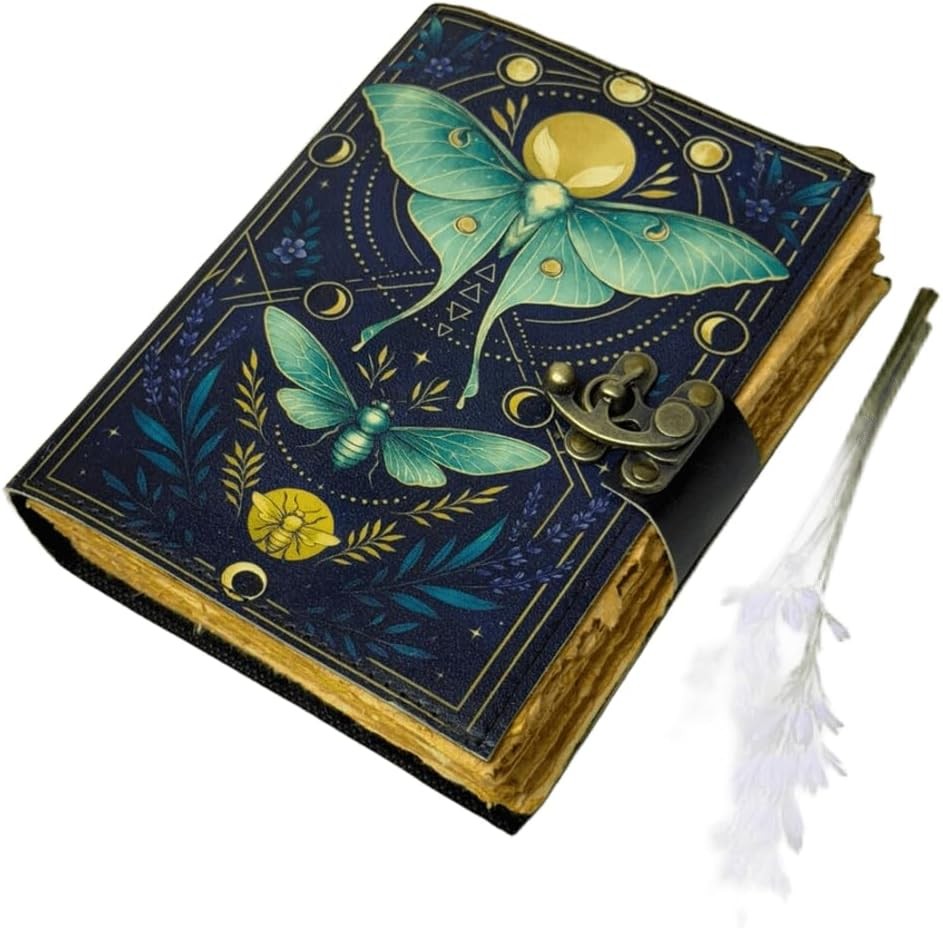 Blank Spell Book of Shadows Journal with Lock Clasp Vintage Handmade Leather Jou