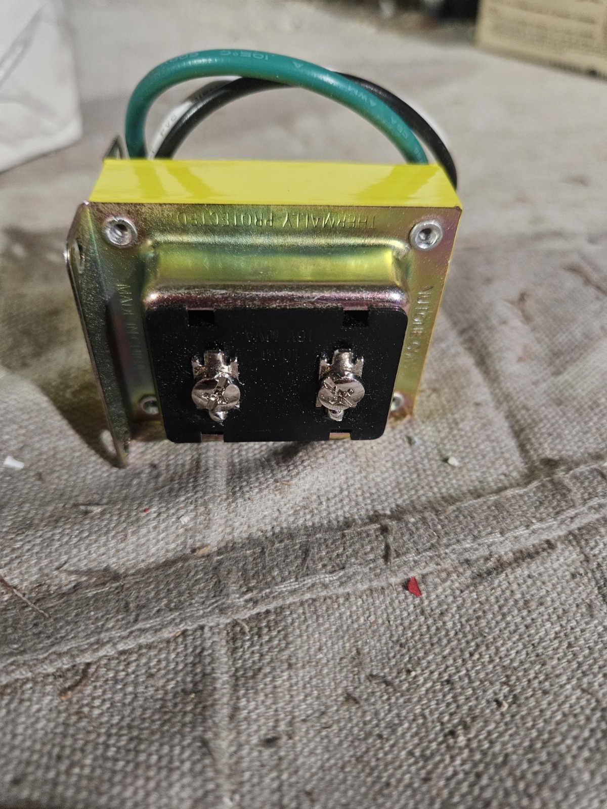 Nutone C905 Low Voltage Transfomer 16 Volt 10VA 120V-AC Thermally Protected