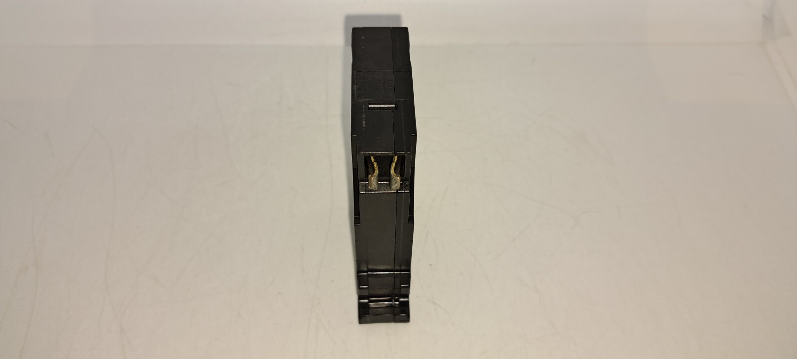 EATON Cutler Hammer CHF120 20 Amp 1 Pole Circuit Breaker with Trip Indicator