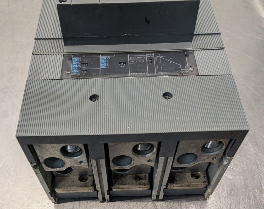 ABB S7H 1000A Circuit Breaker 3P 600V SACE PR211 3A 400v aux S7