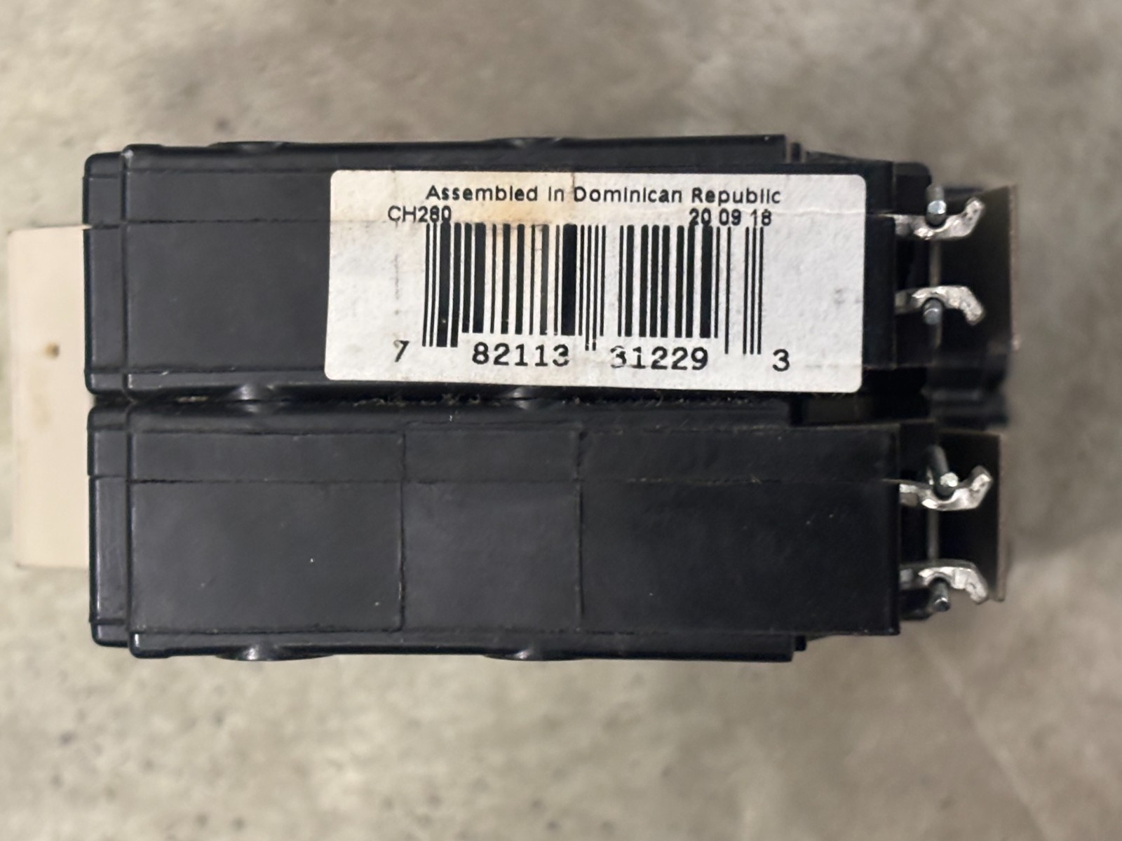 NEW OLD STOCK NO BOX EATON CH280 2POLE 80AMP 240VOLT SNAP IN BREAKER TYPE CH 3