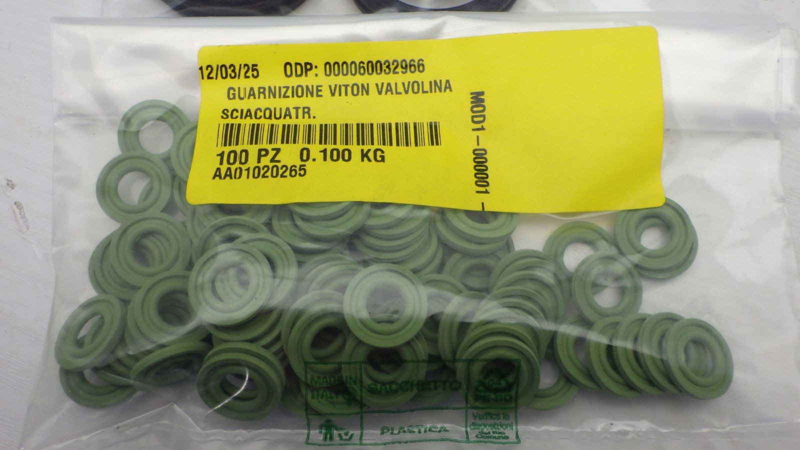 OEM Italian Bottling Plant Valve Seal Kit (100) Green Rinser (4) Black Rotary Ga