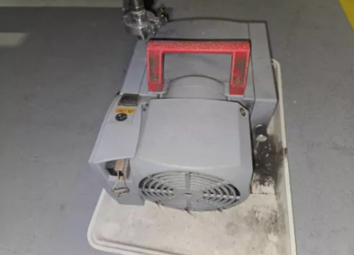 Pfeiffer MVP070-3 Vacuum Pump, 115/230VV, Power 250W. SN# 2736832109 USED