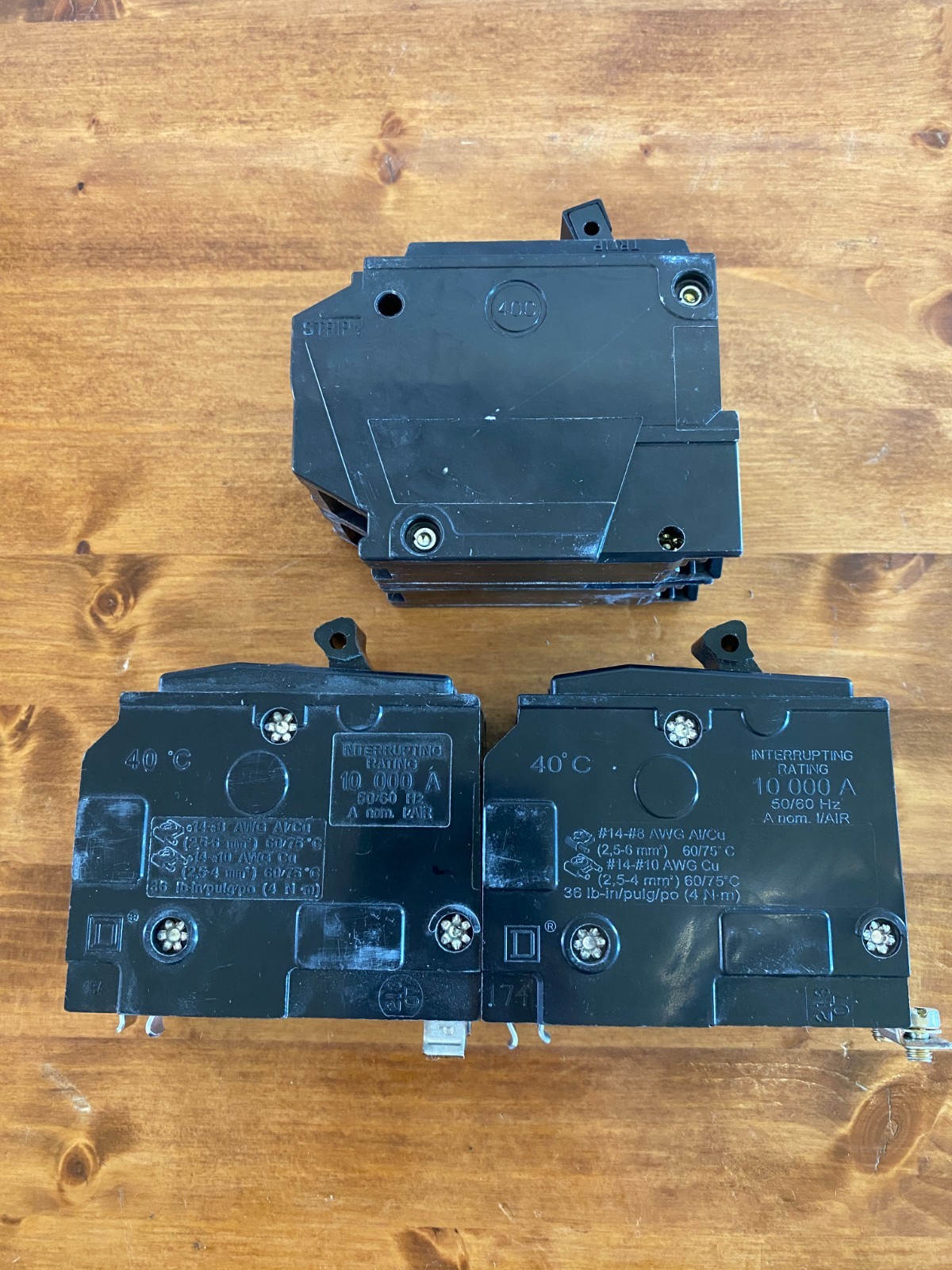 THQL2130 QO220 QO230 Circuit Breakers 2-Pole 30-Amp/20-Amp – Lot of 3