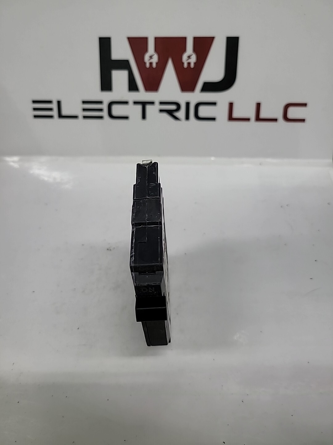 GE THQP115 15A I POLE Thin Style Circuit Breaker (Lot Of 10)