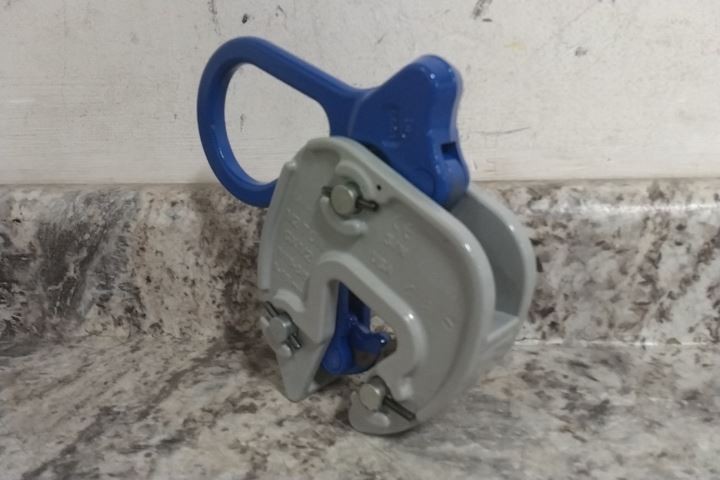 Campbell 6423000 1/8 to 5/8 In Jaw Open 1,000 Lb Working Load Limit Plate Clamp