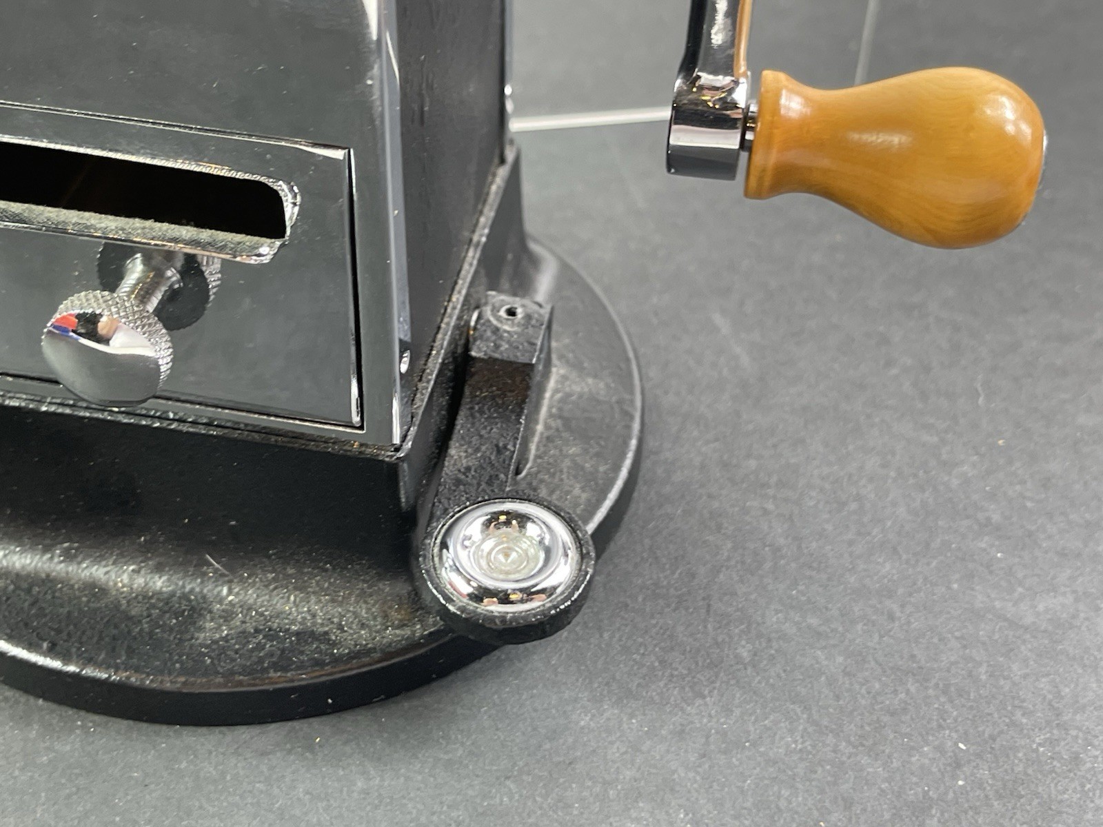 PRISTINE Vintage El Casco Pencil Sharpener Made In Spain Chrome and Black