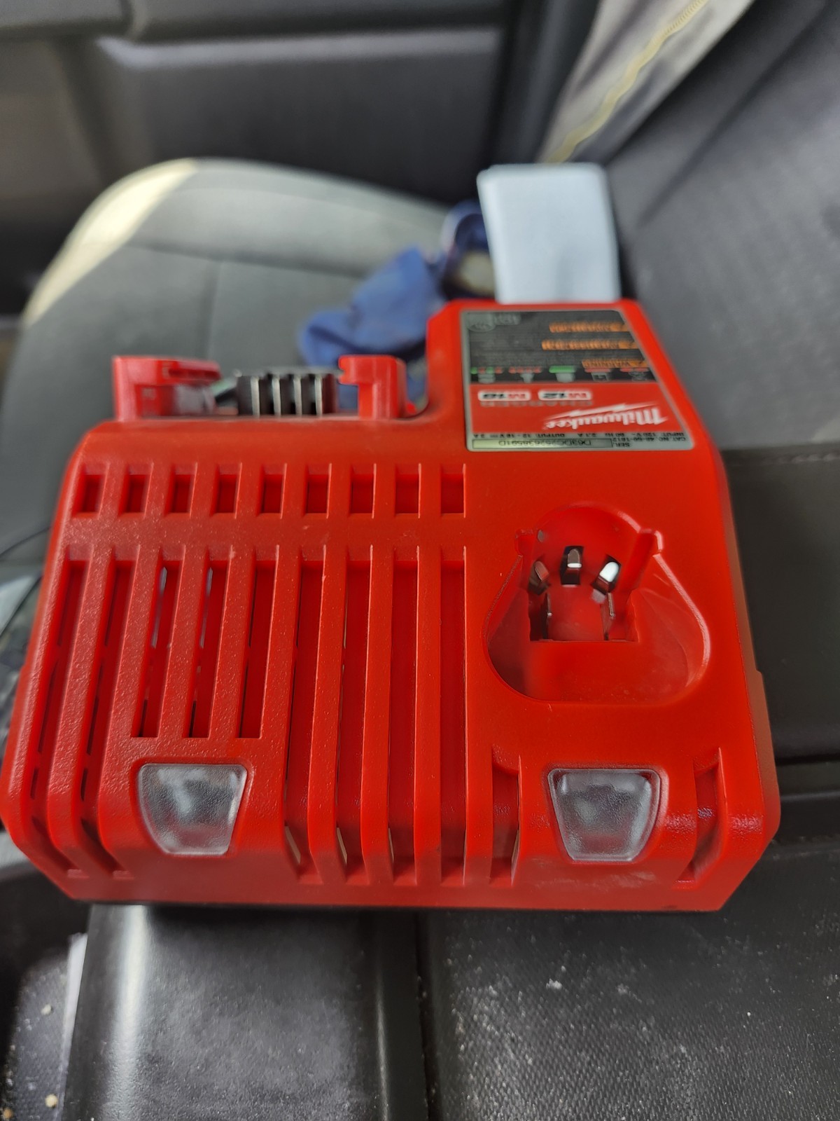 Milwaukee M12Copper pro Press Tool Kit 2473-20 w/3 Jaws 1/2” to 1”