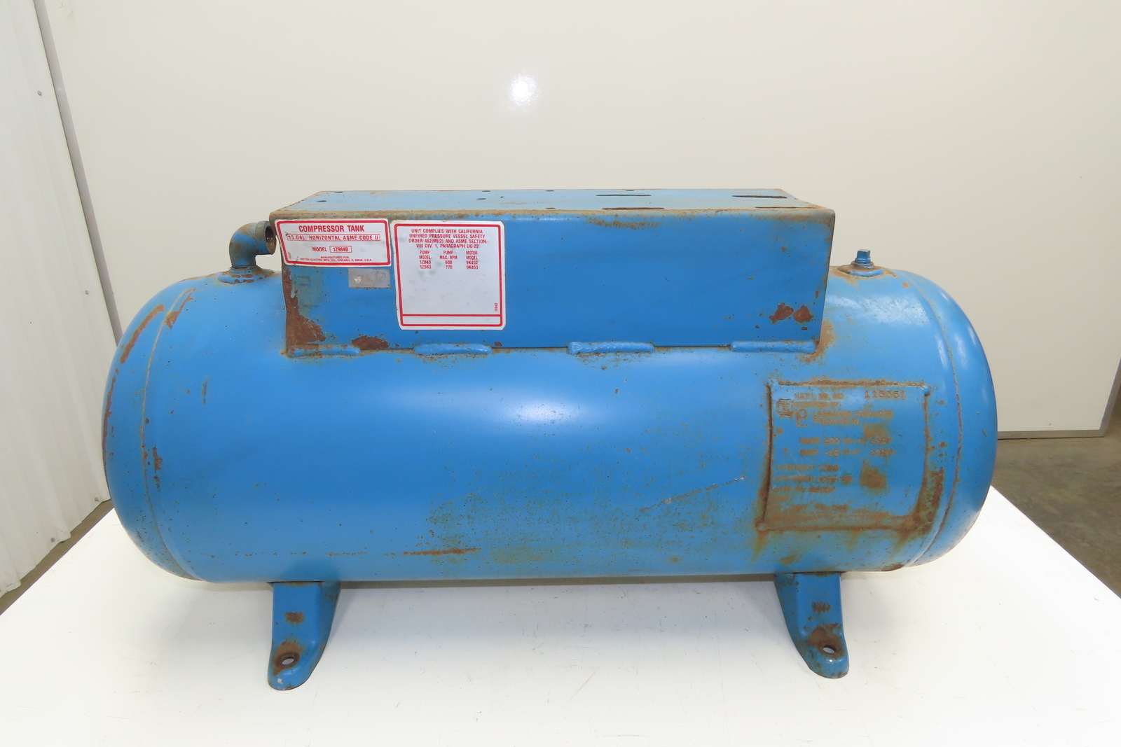 Dayton 1Z984B Compressed Air Receiver Tank 15 Gal 200 PSI Horizontal