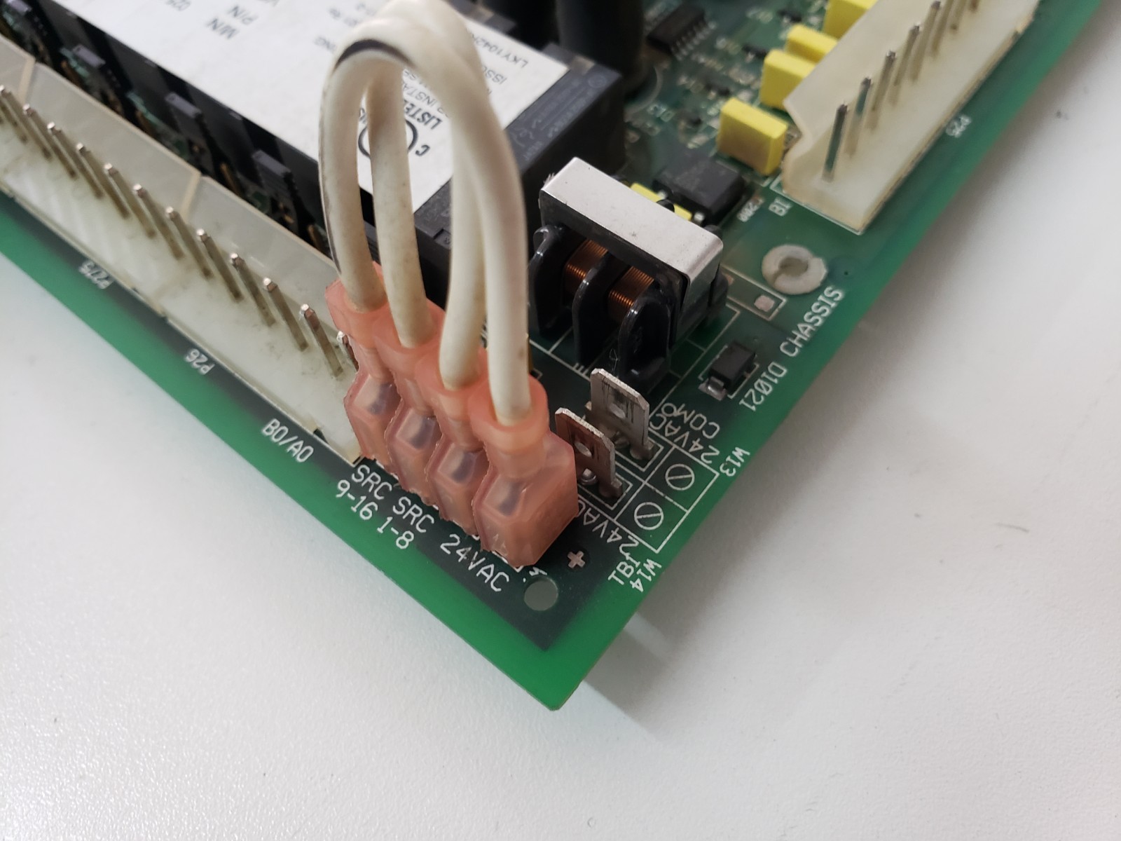 Johnson Controls 025-36103-010 Circuit Control Board Rev. 1.63 IP YK-DCU1311-0