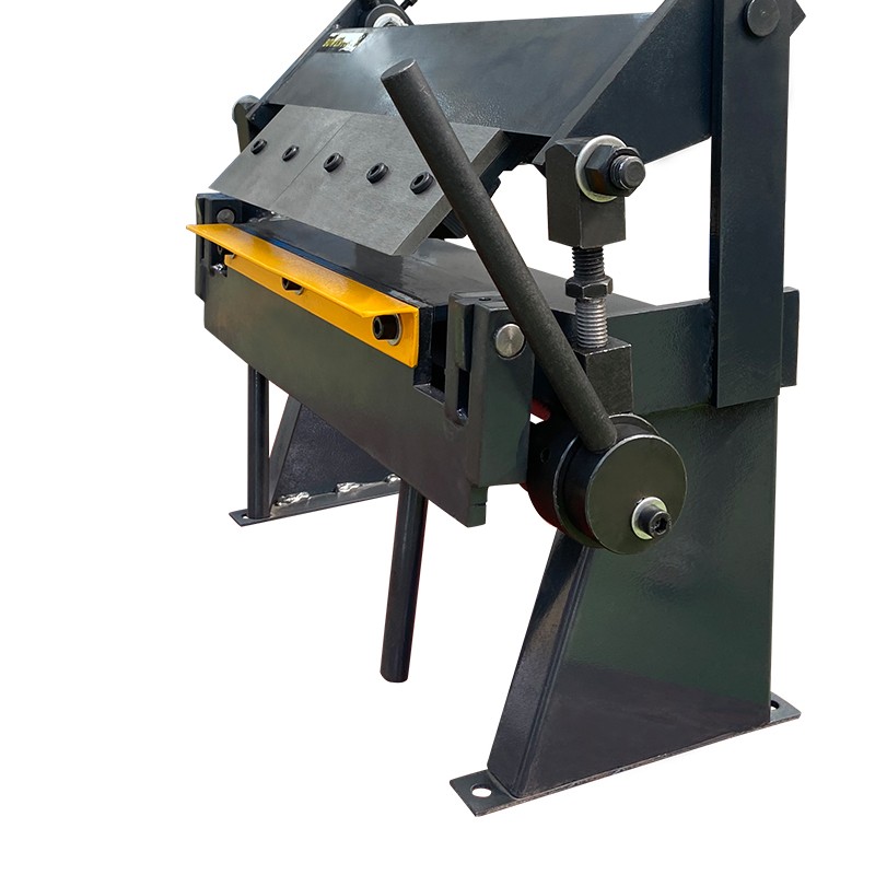 The Industrial Section Bending Machine of The Bending Machine Has A Width of 305